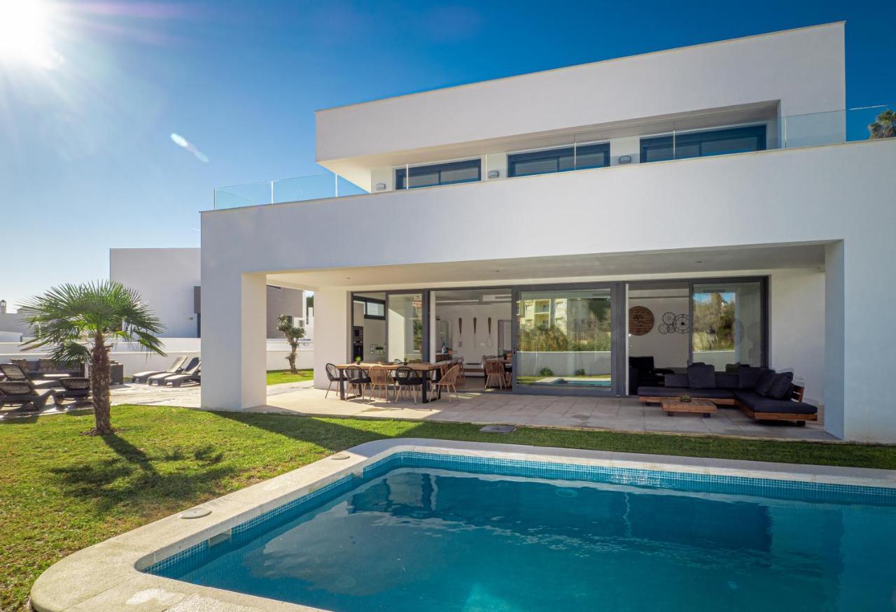 Villa Moderne Proche De La Mer マニルバ エクステリア 写真