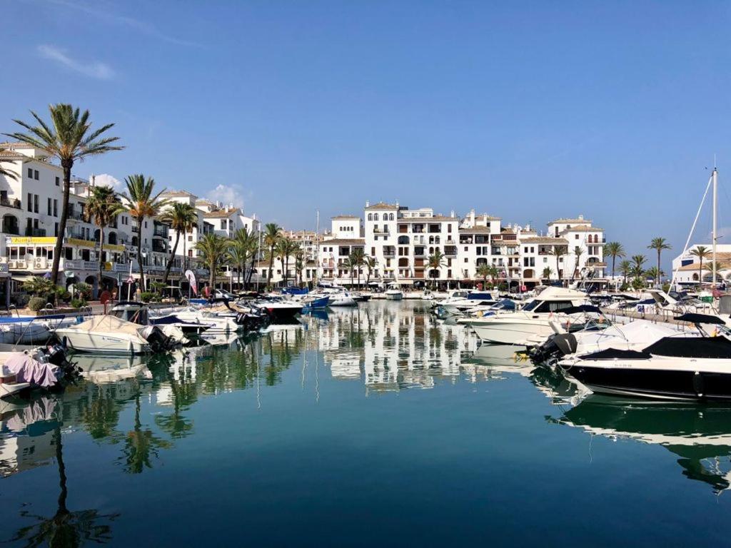 Villa Moderne Proche De La Mer マニルバ エクステリア 写真