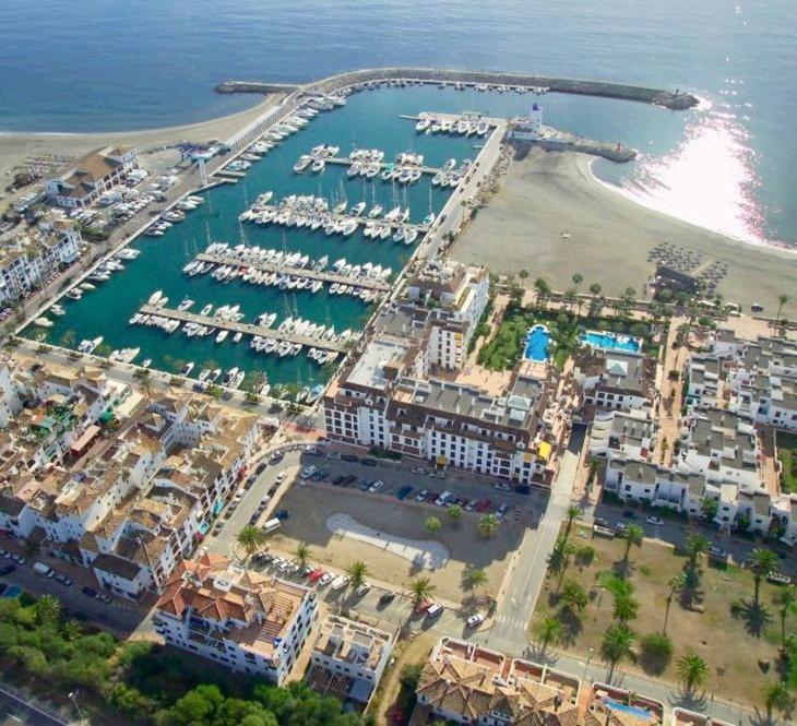 Villa Moderne Proche De La Mer マニルバ エクステリア 写真